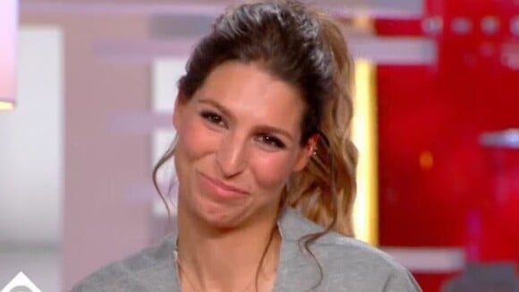 Laury Thilleman invitée de "C à vous, la suite", sur France 5, le 15 mai 2018.