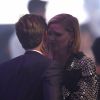Lara Stone et son compagnon David Grievson très amoureux lors de la vente aux enchères de la soirée amfAR Gala Cannes 2018 à l'hôtel du Cap-Eden-Roc, pendant le 71ème Festival International du Film de Cannes, à Antibes, France, le 17 mai 2018. © Cyril Moreau/Bestimage