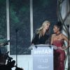 Lara Stone et Nicole Scherzinger lors de la vente aux enchères de la soirée amfAR Gala Cannes 2018 à l'hôtel du Cap-Eden-Roc, pendant le 71ème Festival International du Film de Cannes, à Antibes, France, le 17 mai 2018. © Cyril Moreau/Bestimage