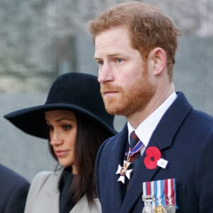 Meghan Markle lors des commémorations de l'ANZAC Day à Londres le 25 avril 2018