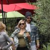 Kate Hudson enceinte est allée faire du shopping avec son compagnon Danny Fujikawa et sa mère Goldie Hawn à Brentwood, le 20 mai 2018.