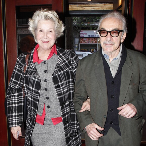 Danièle Gilbert et son compagnon Patrick Semana au théâtre à Paris, le 3 avril 2012.