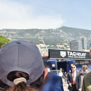 La princesse Charlene de Monaco - Le prince Albert II de Monaco et la princesse Charlene arrivent dans les paddocks pour aller saluer les différentes équipes de la Croix Rouges présentent sur le circuit lors du 73 ème Grand Prix de Formule 1 de Monaco, le 26 mai 2018. © Bruno Bébert/Bestimage