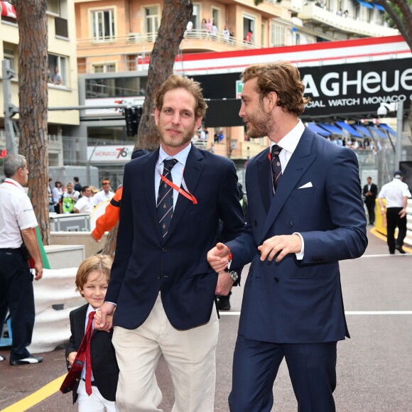 Andrea Casiraghi, son fils Sacha et son frère Pierre - Grand Prix de Formule 1 de Monaco le 27 mai 2018. © Bruno Bebert/Bestimage