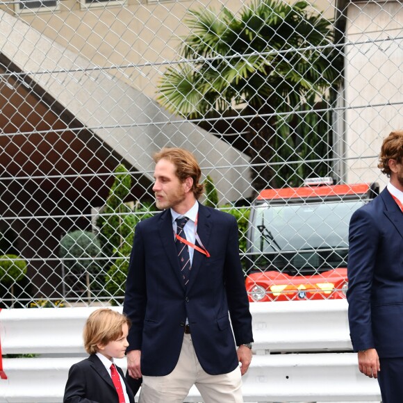 Andréa Casiraghi, son fils Sacha et son frère Pierre - Grand Prix de Formule 1 de Monaco le 27 mai 2018. © Bruno Bebert/Bestimage