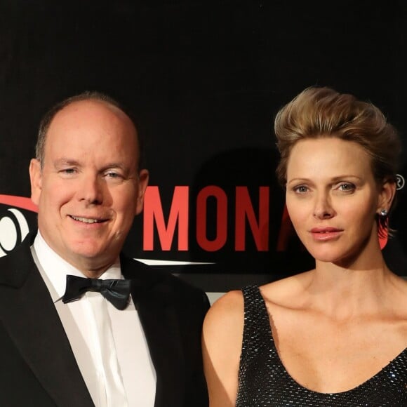 Le prince Albert II de Monaco et la princesse Charlene de Monaco - Dîner de gala en l'honneur du vainqueur du Grand Prix de Monaco au Sporting Monte-Carlo, à Monaco, le 27 mai 2018. © Bruno Bebert/Bestimage