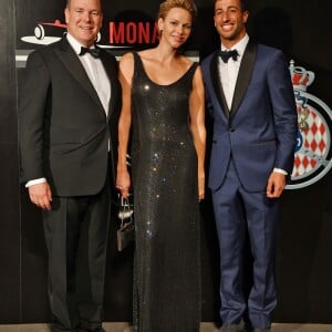 Le prince Albert II de Monaco, la princesse Charlene et Daniel Ricciardo (le vainqueur du Grand Prix de Monaco) - Dîner de gala en l'honneur du vainqueur du Grand Prix de Monaco au Sporting Monte-Carlo, à Monaco, le 27 mai 2018. © Bruno Bebert/Bestimage