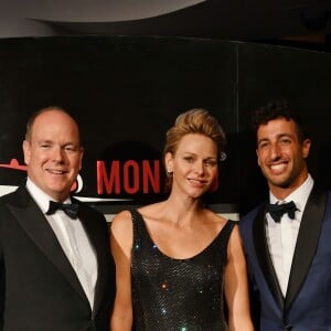 Le prince Albert II de Monaco, la princesse Charlene et Daniel Ricciardo (le vainqueur du Grand Prix de Monaco) - Dîner de gala en l'honneur du vainqueur du Grand Prix de Monaco au Sporting Monte-Carlo, à Monaco, le 27 mai 2018. © Bruno Bebert/Bestimage