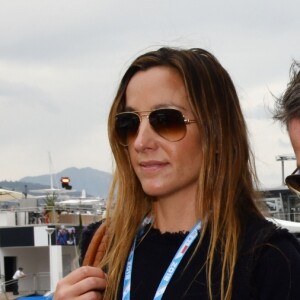 Hugh Grant et son épouse Anna Eberstein au 76e Grand Prix de Formule 1 de Monaco, le 27 mai 2018. © Bruno Bebert/Bestimage