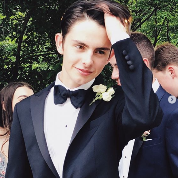 Dylan Douglas, fils de Catherine Zeta-Jones et Michael Douglas sur une photo publiée sur Instagram le 27 mai 2018. Le jeune homme de 17 ans s'est rendu au bal de promo de son lycée et sera prochainement diplômé.
