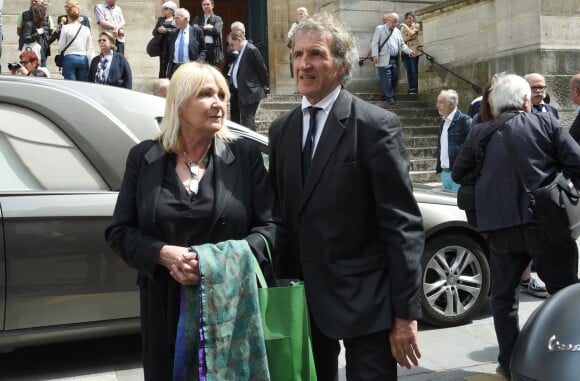 Gérard Leclerc et sa femme Julie - Sortie des obsèques de Pierre Bellemare à l'église Saint-Roch de Paris, France, le 31 mai 2018