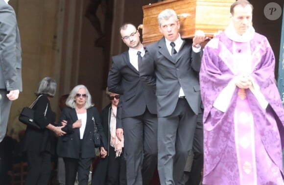 Cerceuil de Pierre Bellemare et Roselyne Bracchi (femme de Pierre Bellemare) - Sortie des obsèques de Pierre Bellemare à l'église Saint-Roch de Paris, France, le 31 mai 2018.