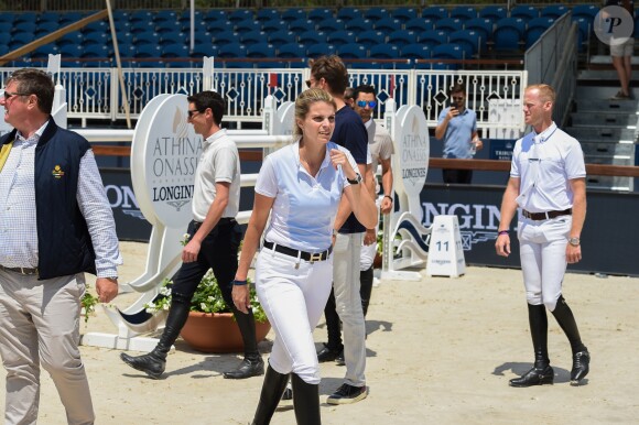 Athina Onassis - Pour la cinquième année consécutive, le Longines Athina Onassis Horse Show ("LAOHS"), s'installe sur la mythique plage de Pampelonne, située sur la Presqu'île de Saint-Tropez. Cet évènement d'exception est orchestré par la célèbre cavalière Athina Onassis. Le 31 mai 2018. © Lionel Urman / Bestimage