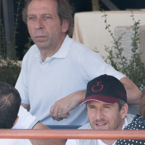 Exclusif - Guillaume Canet assiste à la 5ème édition du "Longines Athina Onassis Horse Show (LAOHS)", sur la mythique plage de Pampelonne. Cet évènement d'exception est orchestré par la célèbre cavalière Athina Onassis. Ramatuelle, le 31 mai 2018. © Lionel Urman/Bestimage