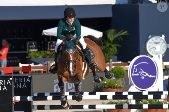 Jessica Springsteen - Pour la cinquième année consécutive, le "Longines Athina Onassis Horse Show (LAOHS)" s'installe sur la mythique plage de Pampelonne. Cet évènement d'exception est orchestré par la célèbre cavalière Athina Onassis. Ramatuelle, le 31 mai 2018. © Lionel Urman/Bestimage
