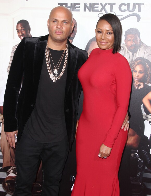 Melanie Brown (Mel B) et son mari Stephen Belafonte à la première de 'BarberShop' au théâtre TCL Chinese à Hollywood, le 6 avril 2016