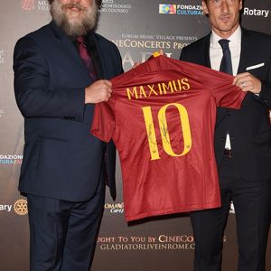 Russel Crowe, Francesco Totti au concert caritatif "Il Gladiatore" à Rome, le 6 juin 2018.