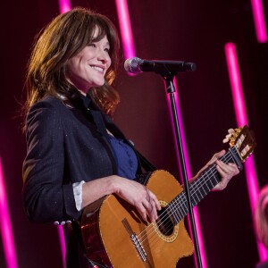 Exclusif - Carla Bruni Sarkozy - People sur le plateau de l'émission TV "Toujours ensemble, notre raison d'être" à l'occasion du Sidaction 2018 au Casino de Paris. Le 24 mars 2018 © Christophe Clovis-Cyril Moreau / Bestimage