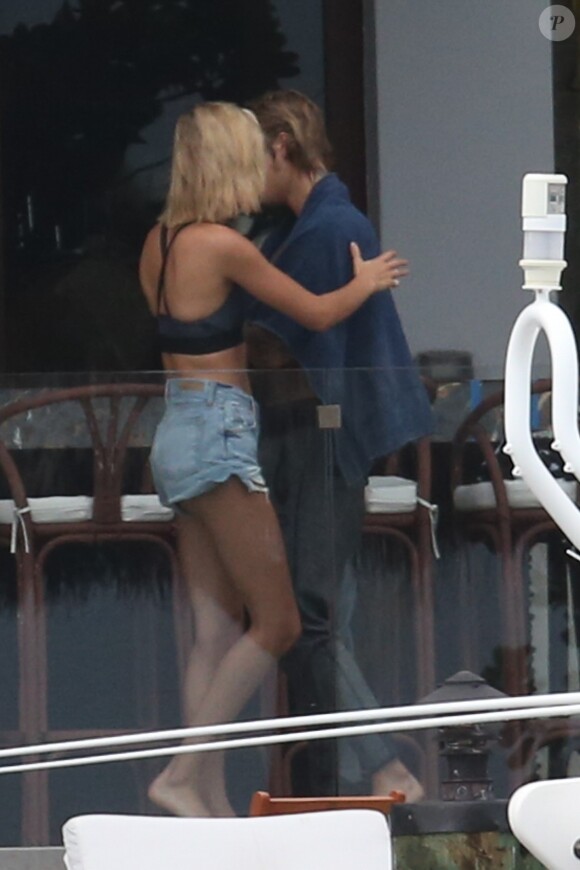 Justin Bieber et Hailey Baldwin à Miami, le 11 juin 2018.