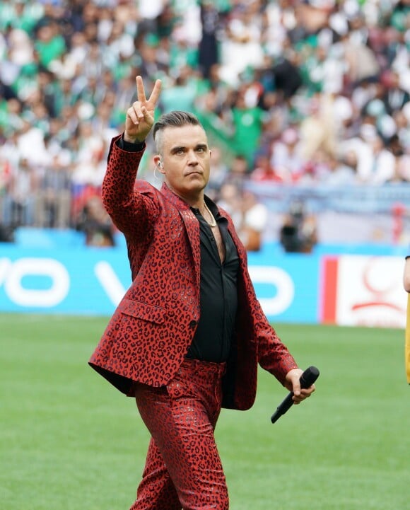 Robbie Williams - Cérémonie d'ouverture de la Coupe du Monde de football 2018 au complexe olympique Loujniki à Moscou, le 14 juin 2018.