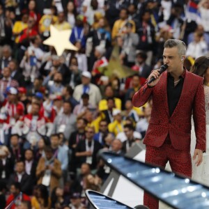 Robbie Williams et Aida Garifoullina - Cérémonie d'ouverture de la Coupe du Monde de football 2018 au complexe olympique Loujniki à Moscou, le 14 juin 2018.