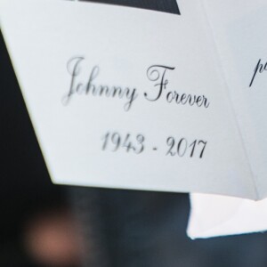 Messe hommage pour le 75e anniversaire de Johnny Hallyday en l'église de La Madeleine à Paris, en présence de milliers de fans. Le 15 juin 2018.