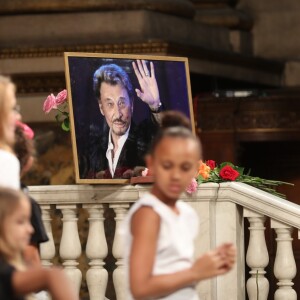 Le guitariste Chris Evans lors de la messe hommage pour le 75ème anniversaire de Johnny Hallyday en l'église de La Madeleine à Paris le 15 juin 2018. 15/06/2018 - Paris