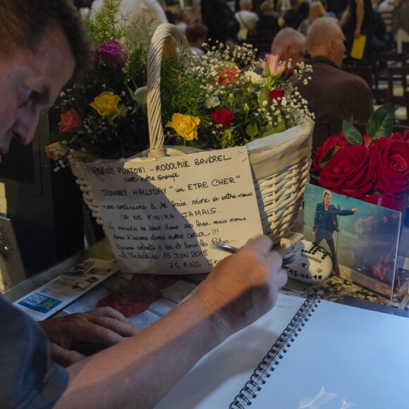 Illustration lors de la messe hommage pour le 75ème anniversaire de Johnny Hallyday en l'église de La Madeleine à Paris le 15 juin 2018. 15/06/2018 - Paris