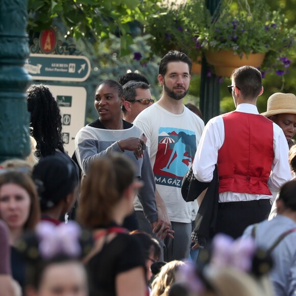 Exclusif - Serena Williams a visité le parc Disneyland Paris avec son mari Alexis Ohanian et leur fille Alexis Olympia Ohanian Jr et des membres de leur famille dont Oracene Price à Marne-la-Vallée le 7 juin 2018.