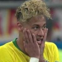 Neymar moqué pour sa nouvelle coupe : Le post très drôle d'Eric Cantona !