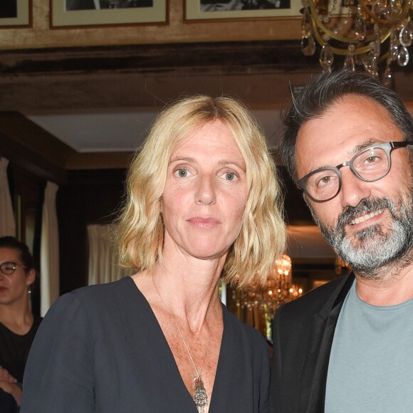 Semi-exclusif - Sandrine Kiberlain et Frédéric Lopez - Vente aux enchères "Les Vendanges Solidaires Barriére" au Fouquet's, Hôtel Barrière à Paris le 18 juin 2018. © Coadic Guirec/Bestimage