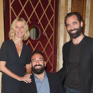 Semi-exclusif - Sandrine Kiberlain, Michaël Jeremiasz et Jonathan Jérémiasz - Vente aux enchères "Les Vendanges Solidaires Barriére" au Fouquet's, Hôtel Barrière à Paris le 18 juin 2018. © Coadic Guirec/Bestimage18/06/2018 - Paris