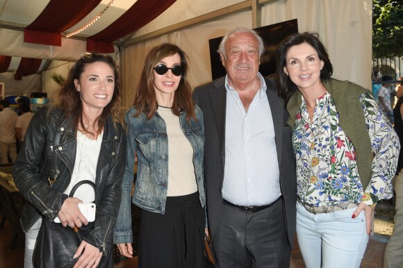 Exclusif - Capucine Anav, Anne Parillaud, Marcel Campion et Caroline Barclay - Soirée d'inauguration de la 35ème fête foraine des Tuileries au Jardin des Tuileries à Paris, le 22 juin 2018. © Coadic Guirec/Baldini/Bestimage