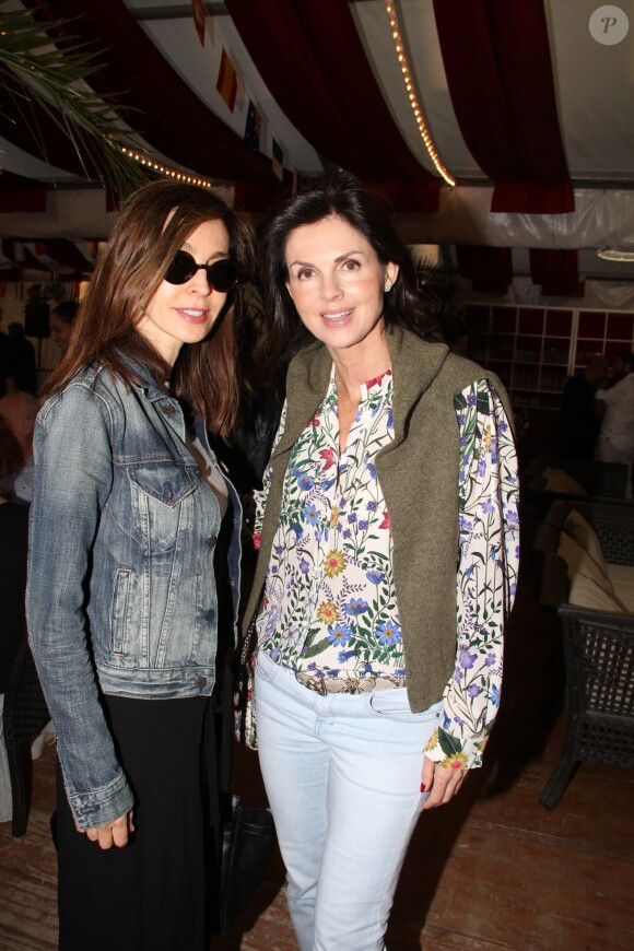 Exclusif - Anne Parillaud, Caroline Barclay - Soirée d'inauguration de la 35ème fête foraine des Tuileries au Jardin des Tuileries à Paris, le 22 juin 2018. © Coadic Guirec/Baldini/Bestimage