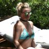 Après un tour de jet ski à Miami, Britney Spears se pose en bikini sur un transat le 6 juin 2018.  Miami Beach, FL - Britney Spears was pictured going for a jetski ride to cool down from the Miami heat.06/06/2018 - Miami Beach