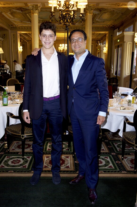 Exclusif - Mounir d'Kaier et son fils Tarek - Personnalités au 13ème déjeuner Pères & Fils 2018 au Café de la Paix à Paris. Le 21 juin 2018 © Julio Piatti / Bestimage