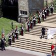  La duchesse Meghan de Sussex (Meghan Markle) dans sa robe Givenchy, dessinée par Clare Waight Keller, lors de son mariage avec le prince Harry le 19 mai 2018 à Windsor. 