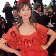 VICTORIA ABRIL - MONTEE DES MARCHES DU FILM "LA FRONTIERE DE L'AUBE" LORS DU 61EME FESTIVAL DU FILM DE CANNES 61TH CANNES FILM FESTIVAL - RED CARPET "LA FRONTIERE DE L'AUBE"22/05/2008