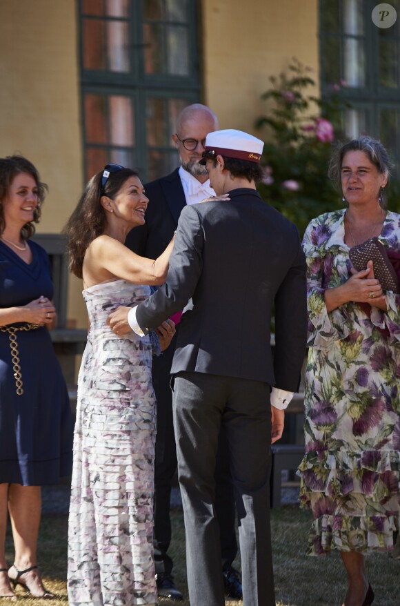 Le prince Nikolai de Danemark a pu compter le 27 juin 2018 sur la présence de son père le prince Joachim, sa mère la comtesse Alexandra de Frederiksborg (photo) et sa belle-mère la princesse Marie de Danemark lors de sa cérémonie de remise de diplôme à l'école privée d'Herlufsholm.