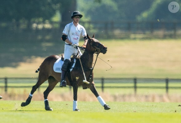 Le prince Harry à Coworth Park à Ascot le 30 juin 2018 lors de l'Audi Polo Challenge.
