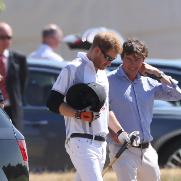 Le prince Harry à Coworth Park à Ascot le 30 juin 2018 lors de l'Audi Polo Challenge.