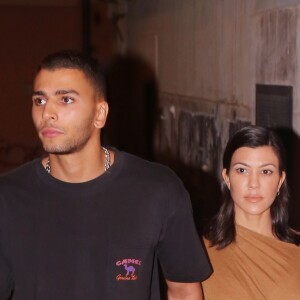 Kourtney Kardashian et son compagnon Younes Bendjima vont dîner en amoureux dans un restaurant à Rome, le 20 juin 2018.