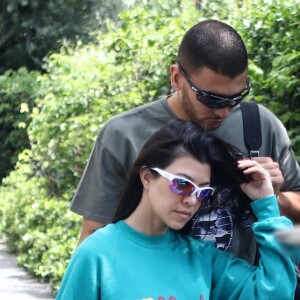 Kourtney Kardashian et son compagnon Younes Bendjima se promènent en amoureux à Rome le 21 juin 2018