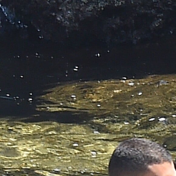 Younes Bendjima, Kourtney Kardashian, Reign Disick - Kourtney Kardashian profite de jolies vacances au soleil en compagnie de ses enfants et de son compagnon Younes Bendjima sur un yacht au large de Portofino en Italie, le 30 juin 2018