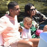 Kourtney Kardashian : Maman comblée et in love de son chéri Younes en Italie