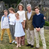 Philippe et Mathilde de Belgique : Ambiance ruines pour les vacances en famille