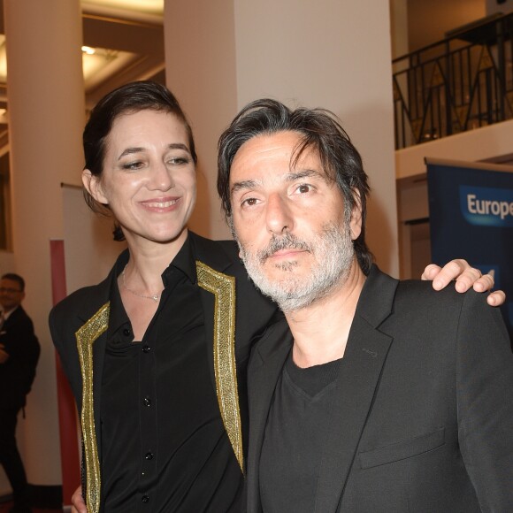 Yvan Attal et sa compagne Charlotte Gainsbourg - 30ème cérémonie des Molières 2018 à la salle Pleyel à Paris, France, le 29 mai 2018. © Coadic Guirec/Bestimage