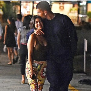 Exclusif - Kourtney Kardashian et son compagnon Younes Bendjima sur le port de Portofino en Italie, le 3 juillet 2018.