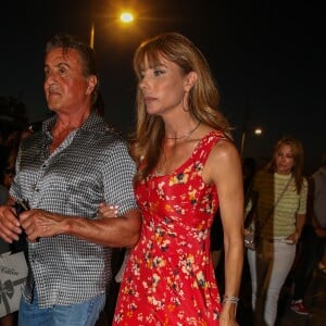 Sylvester Stallone a dîné dans la pizzeria Marcellino avec sa femme Jennifer Flavin et ses trois filles Sistine, Sophia et Scarlet avant de rejoindre son yacht sur le port de Saint-Tropez le 12 juillet 2018.