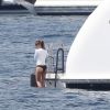 Sylvester Stallone avec sa femme Jennifer Flavin et leurs filles Sistine Rose, Sophia Rose et Scarlet Rose, passent leurs vacances sur un yacht dans le Cap d'Antibes. Le 14 juillet 2018